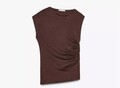 Фотография: "Zara" новые вещи с бирками из Испании